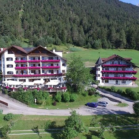 Alpenhotel Linserhof Imst Buitenkant foto