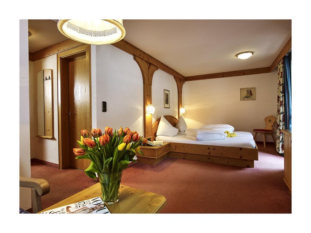 Alpenhotel Linserhof Imst Buitenkant foto